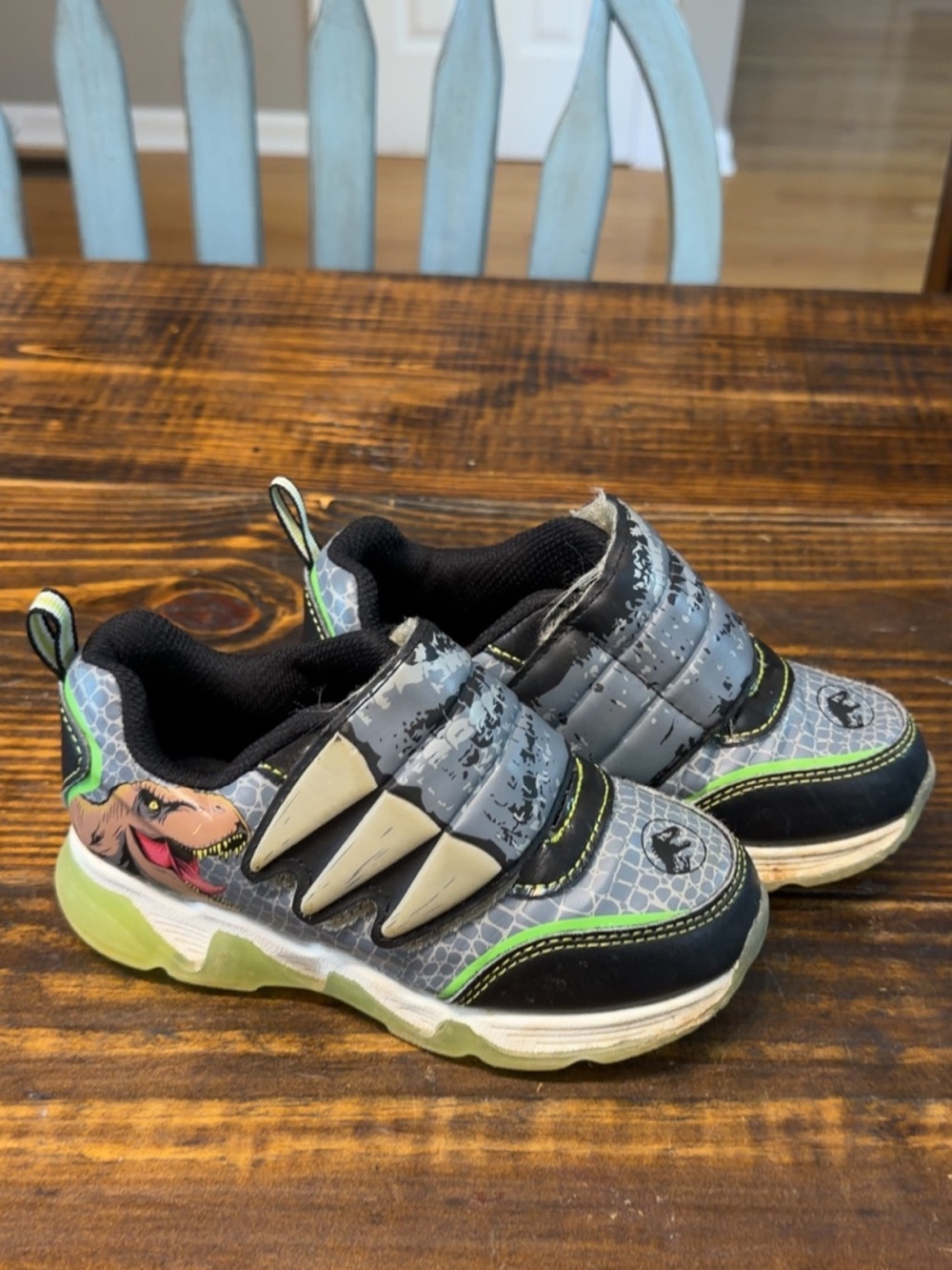 Kids Grey & Green Dinosaur Light-Up Sneakers